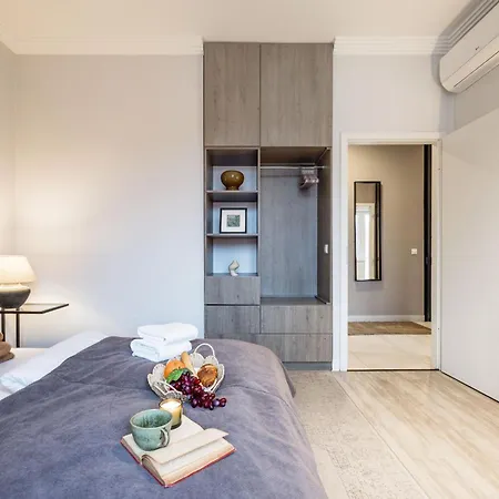 شقة 3br By New York Cafe In Iconic District